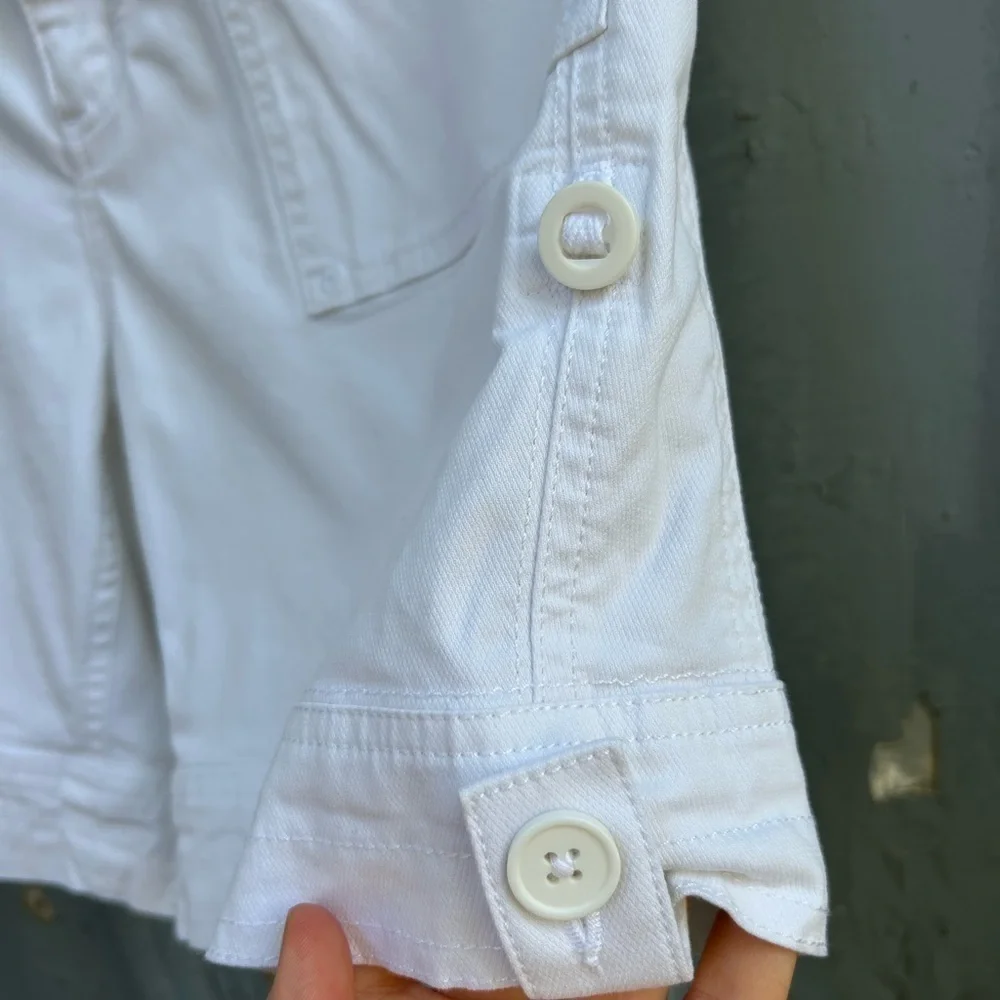 Aventura Temple Lightweight Utility Short, size 4 - Picture 9 of 12
